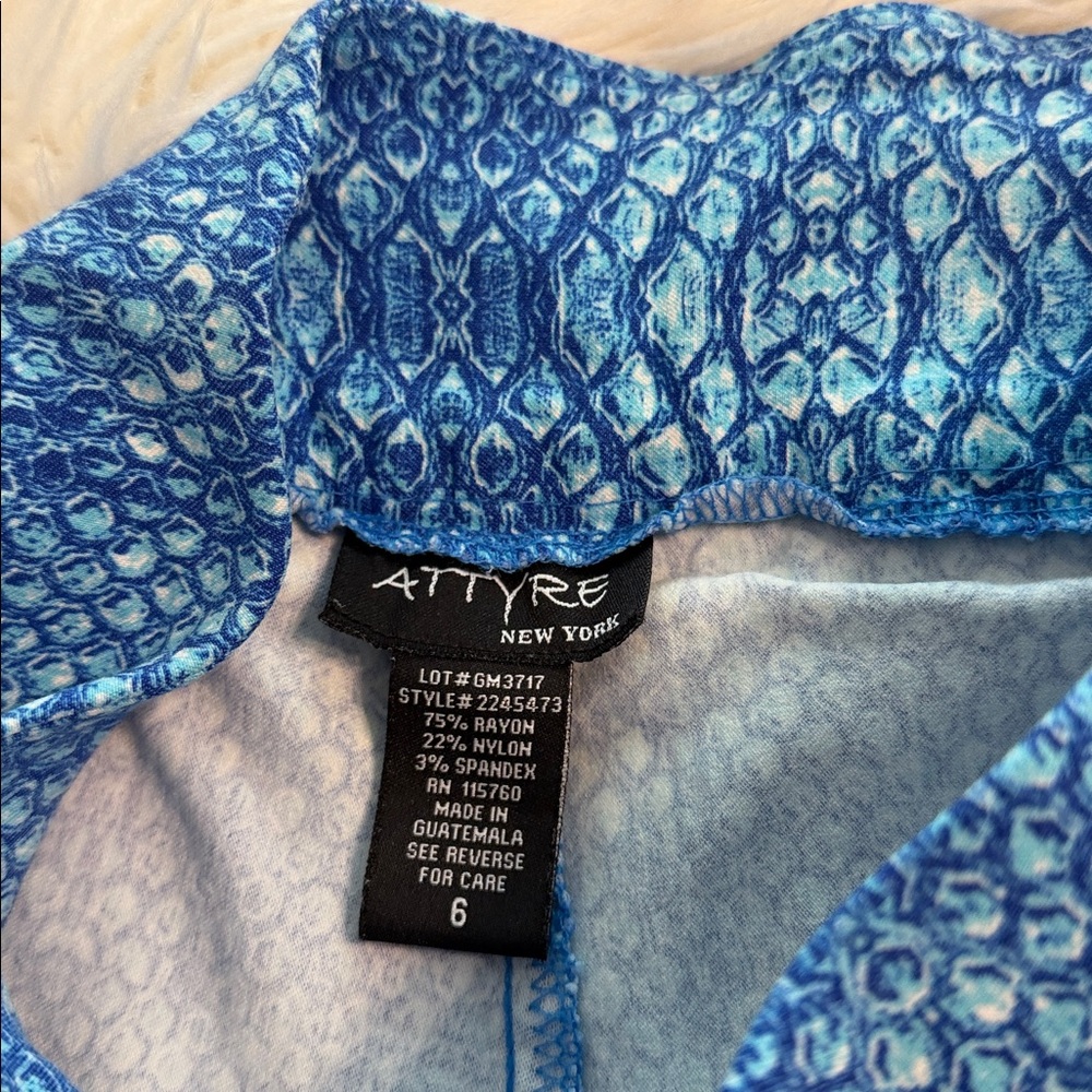 Attyre Blue Printed Mini Skort size 6 length 15” waist 30” excellent condition - Picture 7 of 8